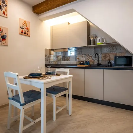 Loft Nel Centro Storico Di Apartment Chiavari